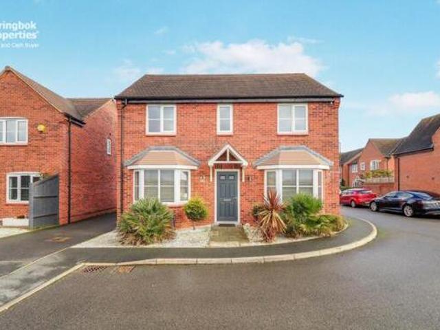 House for sale in East Midlands