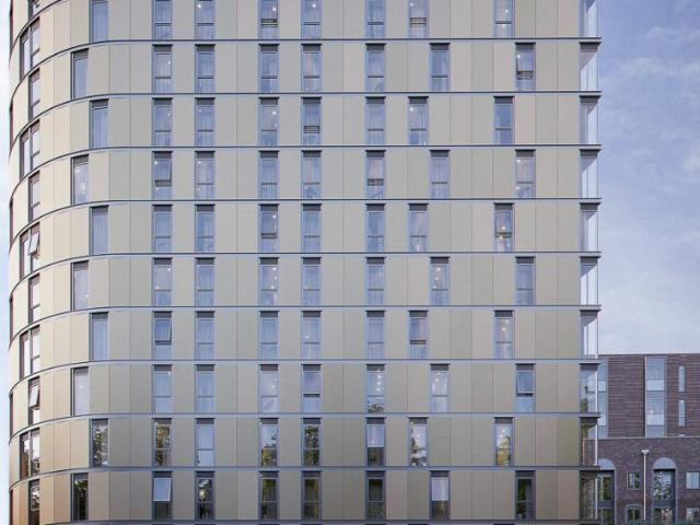 Apartment for sale in Chinatown, Calderstones