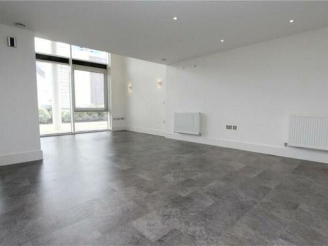 Apartment for rent in Ocean Village, Southampton