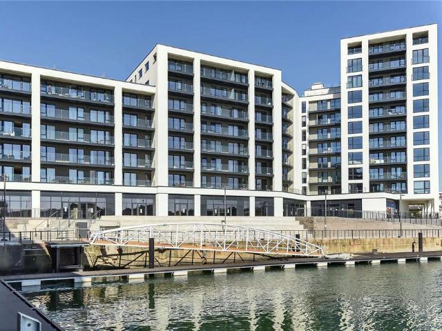 Apartment for rent in Ocean Village, City Of Southampton