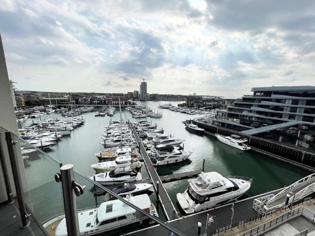 Apartment for rent in Ocean Village, City Of Southampton