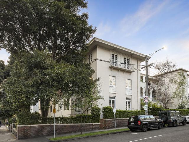 Apartment for sale in City Of Melbourne, Camerons Creek