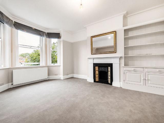 Apartment for rent in Balham, Greater London