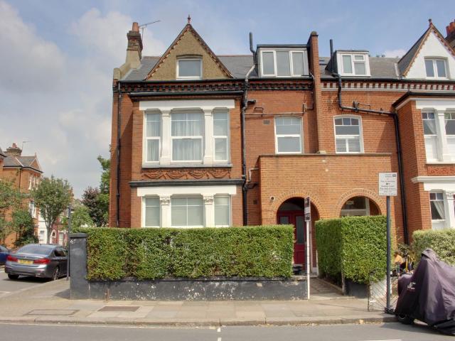 Studio for rent in London Borough of Wandsworth, Greater London
