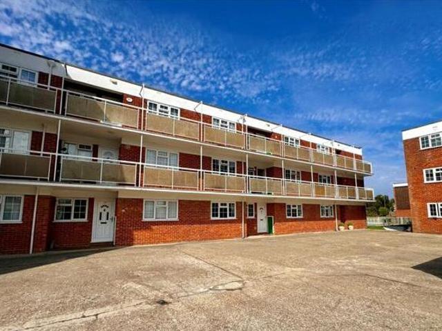 House for sale in Hampshire