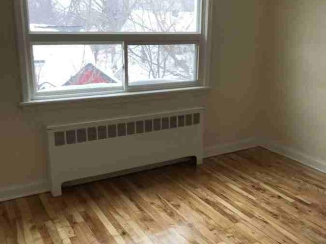Apartment for rent in Mulhurst Bay, Ontario