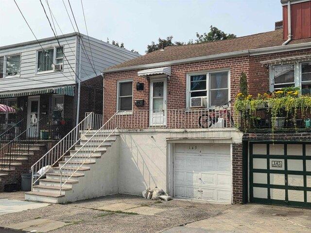House for sale in North Bergen