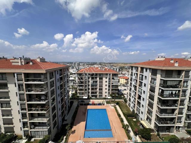 Çiğli, İzmir içerisinde satılık mülk