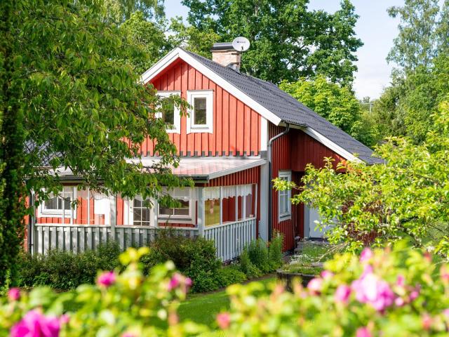 Villa till salu i Vretstorp, Örebro