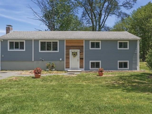 House for sale in Holliston, Massachusetts