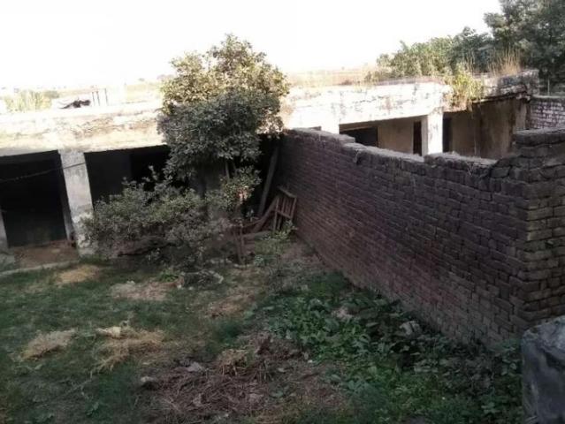 Commercial for sale in ترنول, زون 1