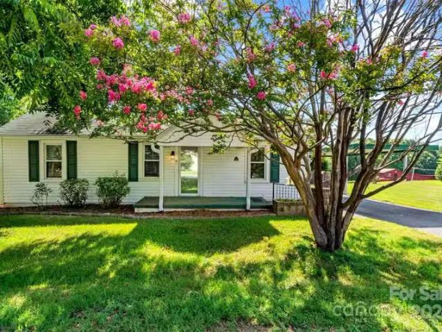 House for rent in Mooresville
