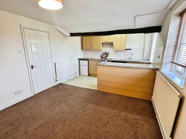 Apartment for rent in Compton, Froggatt