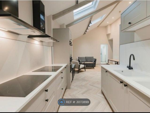 Room for rent in Trinity, Frome