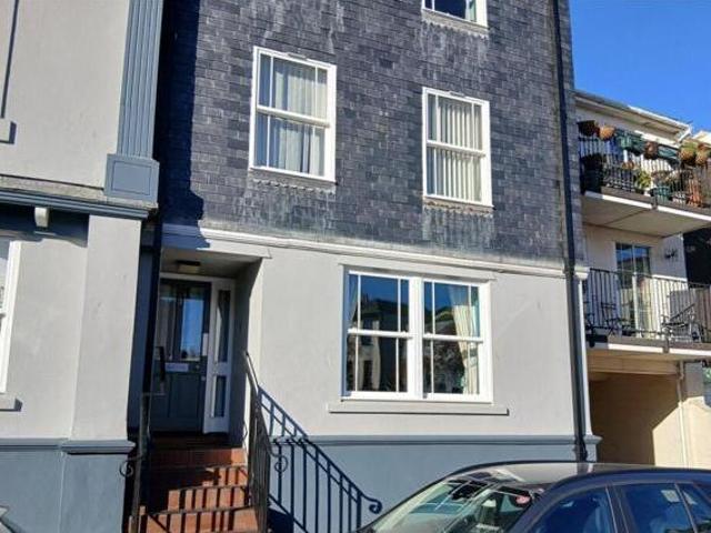 House for sale in Strode, Devon