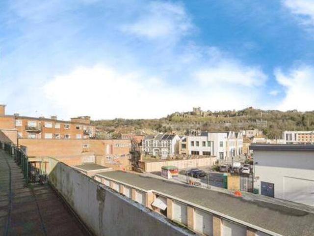 House for sale in Clarendon, Ash