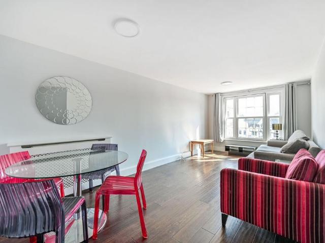Apartment for rent in Norbiton, Greater London
