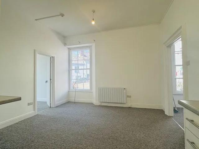 Apartment for rent in Narberth, Wales