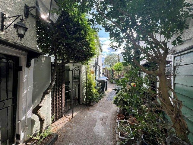 Studio for rent in Waltham Abbey, Epping Forest