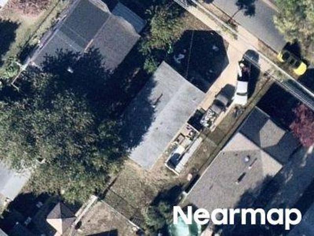 House for sale in Gloucester City