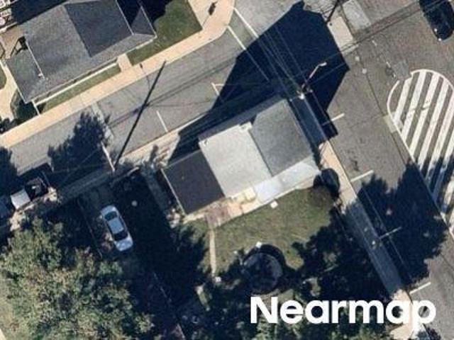 House for sale in Marcus Hook, Delaware County