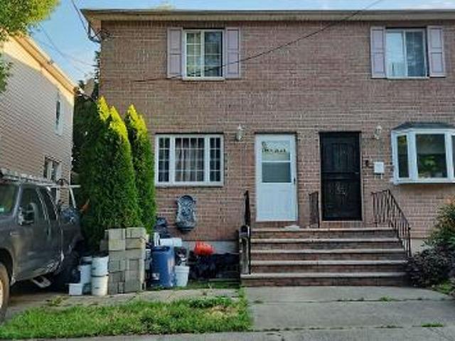 Condo for sale in Arverne, New York