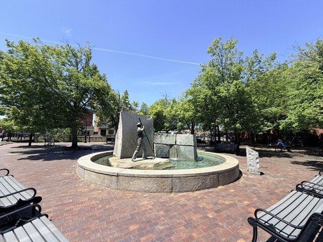 Condo for sale in Lowell, Massachusetts