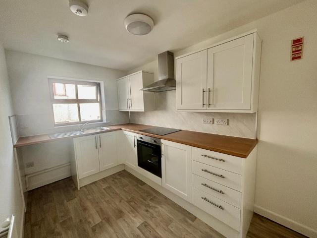 Apartment for rent in Nangreaves, Wales