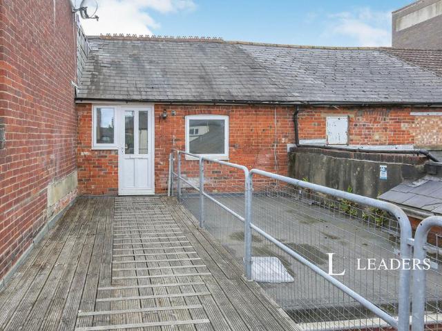 Apartment for rent in Eastleigh, Helford