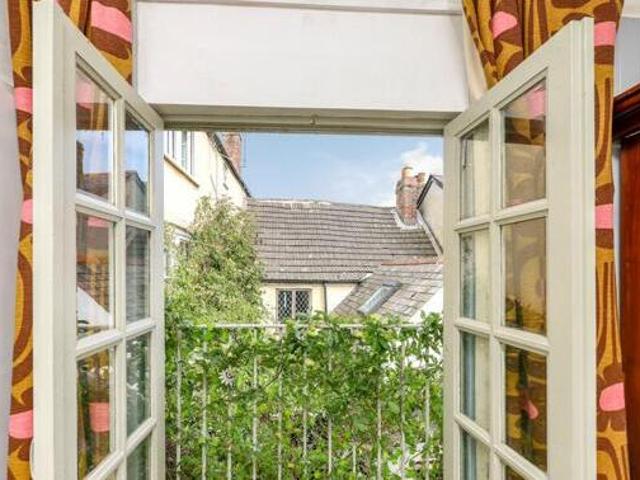 House for sale in Follaton, Strode