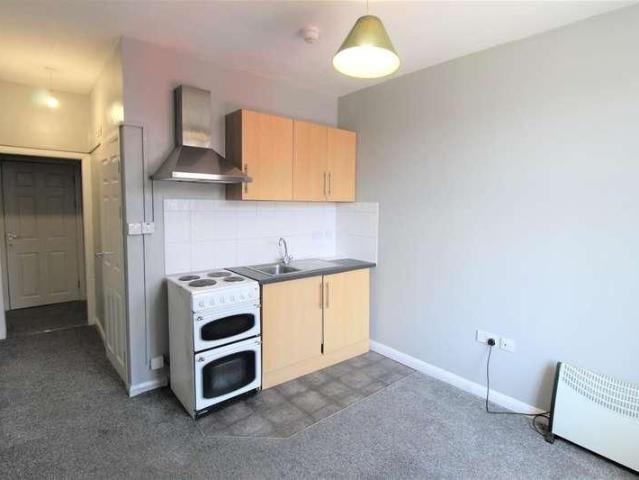 Apartment for rent in Milnsbridge, Kirklees