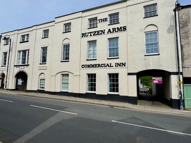 Apartment for rent in Narberth, Wales