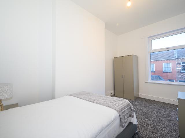 Room for rent in Earlestown, St Helens