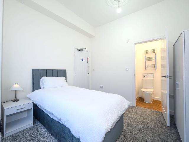Room for rent in Earlestown, St Helens