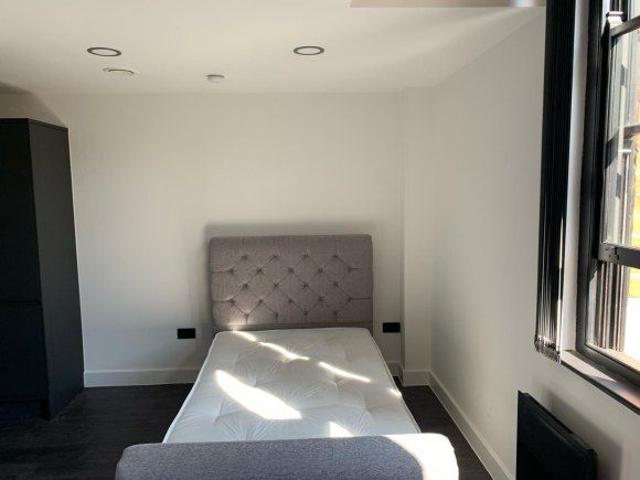 Room for rent in Haddon, East Midlands
