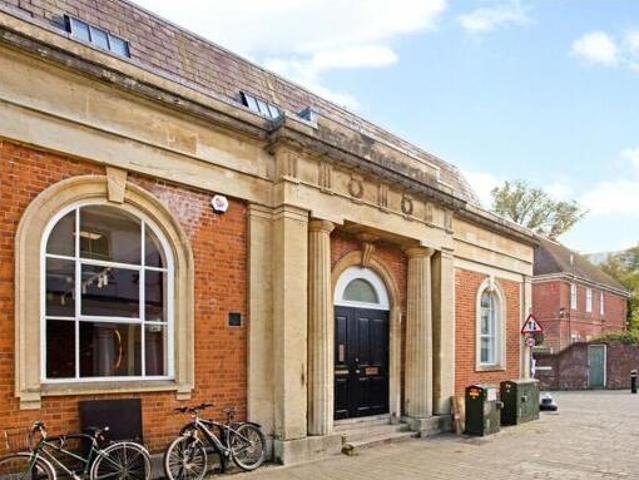House for rent in Hampshire