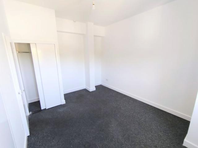 Studio for rent in Telford