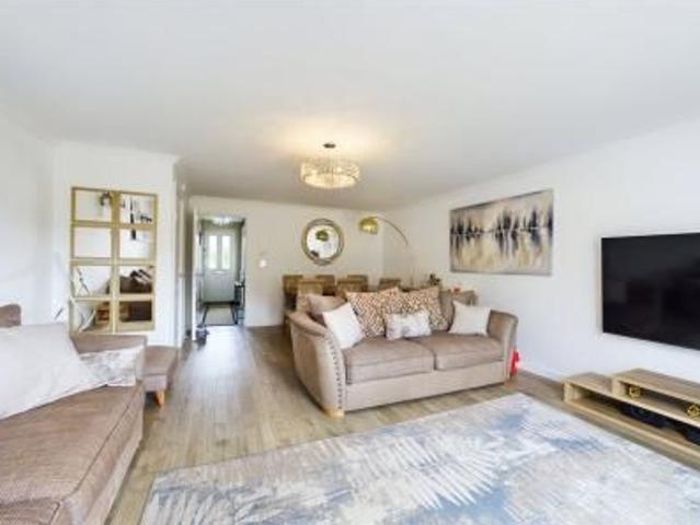 House for rent in Shinfield