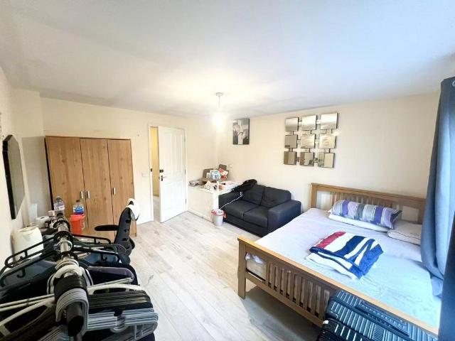 House for rent in Georgia, Greater Manchester