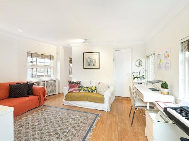 Apartment for rent in Chelsea, Greater London