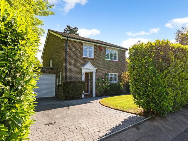 House for rent in Blackhills, Surrey