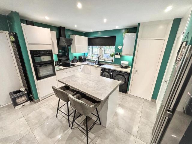 Apartment for rent in Woodhouse, West Yorkshire