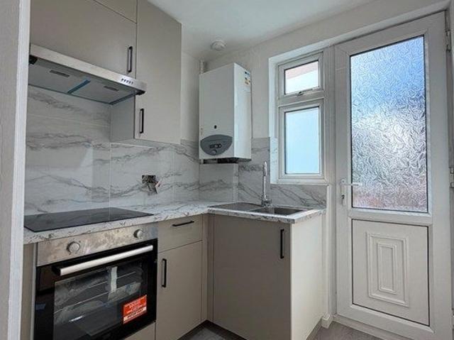 House for rent in Manor House, Greater London