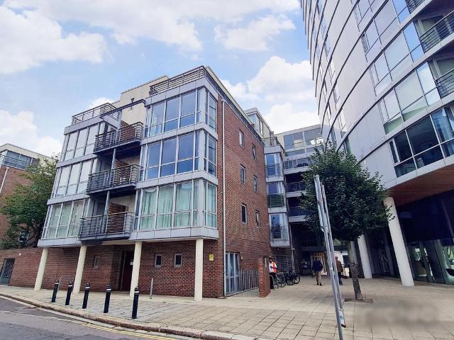 Apartment for rent in Portsea, Portsmouth