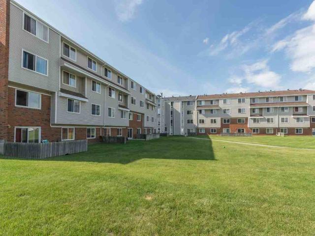 Apartment for rent in Wedgewood, Alberta