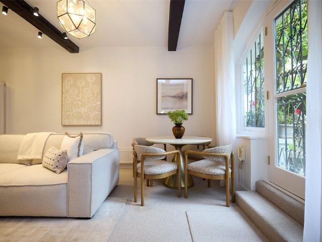 Apartment for rent in St. John's Wood, Greater London