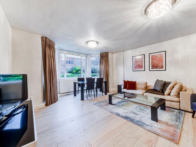 Apartment for rent in St. John's Wood, Greater London