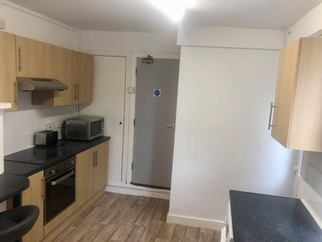 House for rent in Nangreaves, Wales