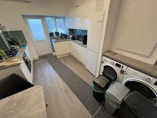House for rent in Nangreaves, Wales