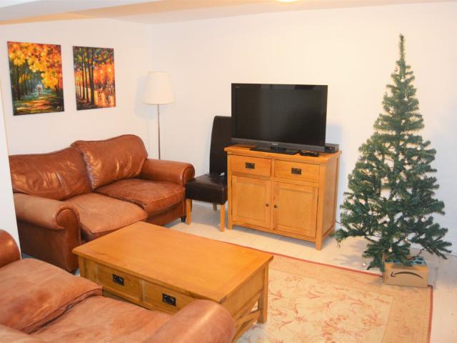 House for rent in Nangreaves, Wales